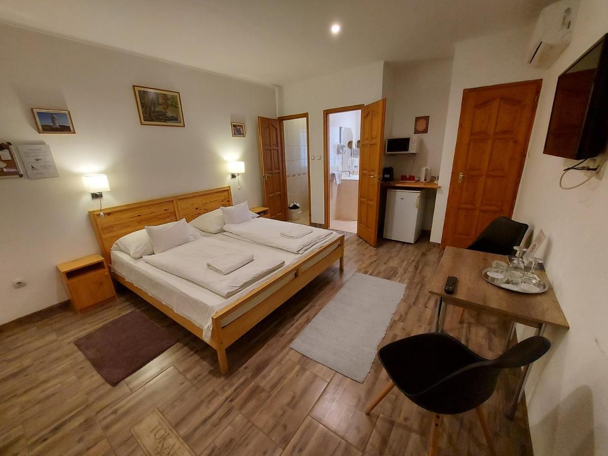 Böne Vendégház és Borozó Tokaj Exterior foto